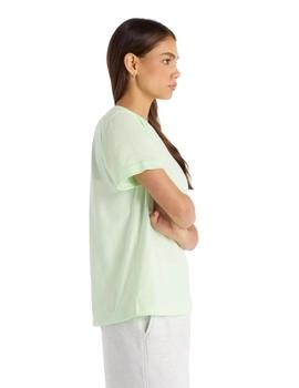 Camiseta New Balance Essentials Mujer Verde