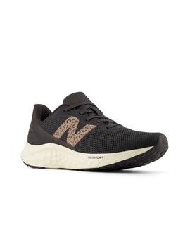 Zapatillas New Balance Arishi V4 Mujer Negras